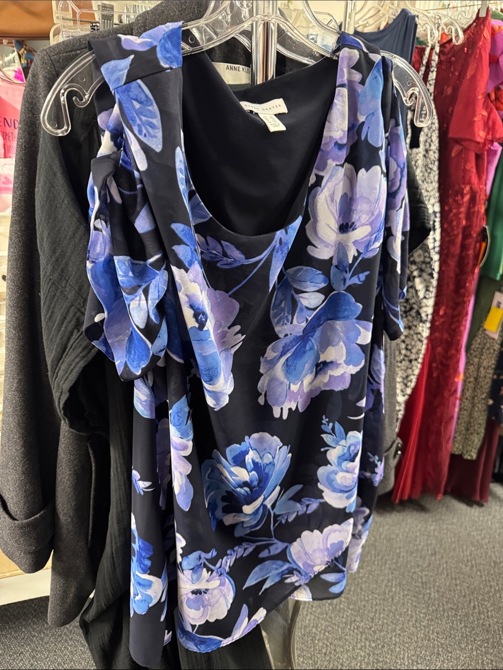 Susan graver floral top 1X // 092022